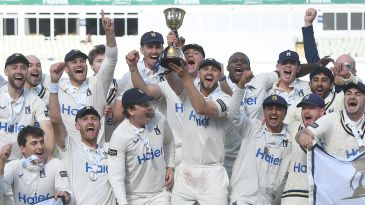 Warwickshire savour the unexpected as squad effort pays dividends