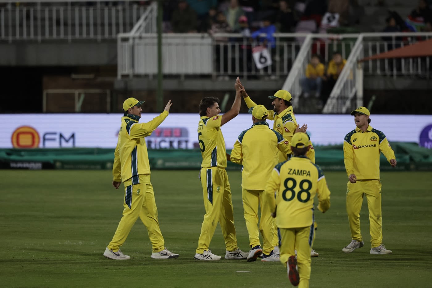 Xavier Bartlett and Co celebrate Quinton de Kock's dismissal