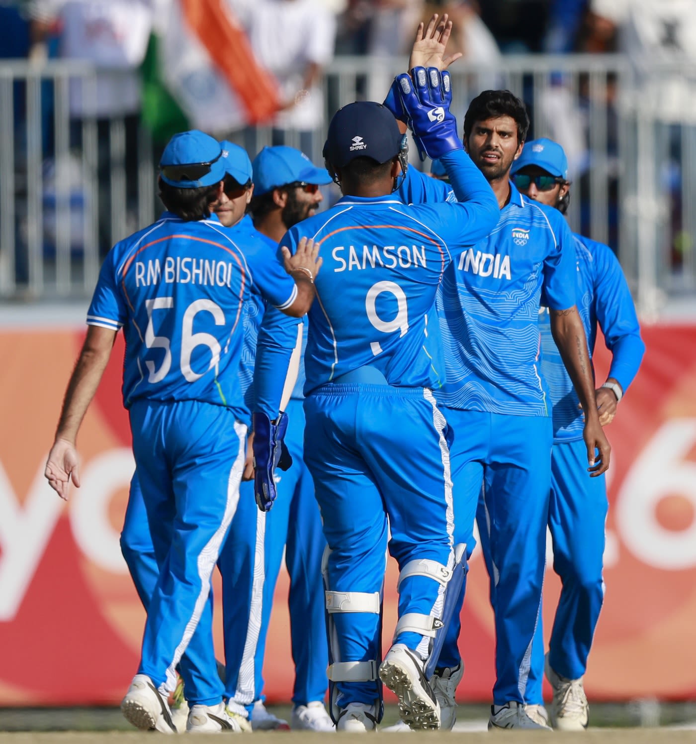 Washington Sundar picked up the first wicket
