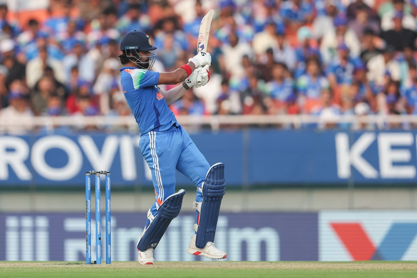 KL Rahul pulls one away