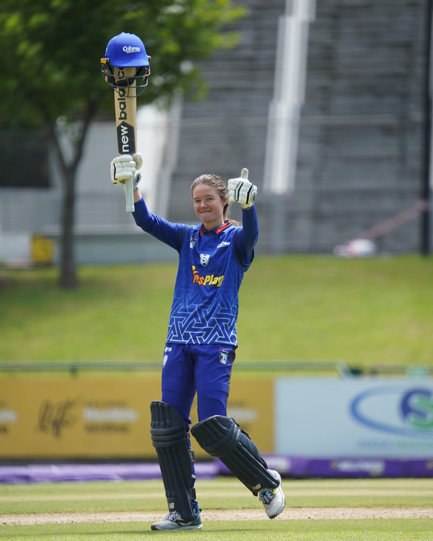 Faye Tunnicliffe smashed 171 off 131 balls