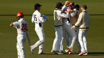 Hoekstra stars on debut as Test hopefuls miss chance with the bat
