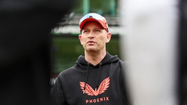 Shane Bond sacked by Birmingham Phoenix after rock-bottom finish