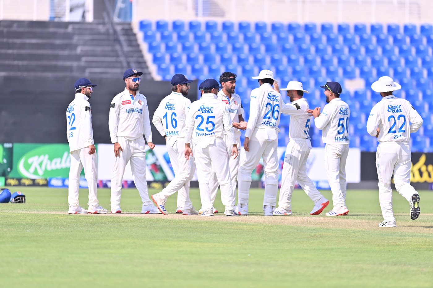 Yamin Ahmadzai struck twice in the second session