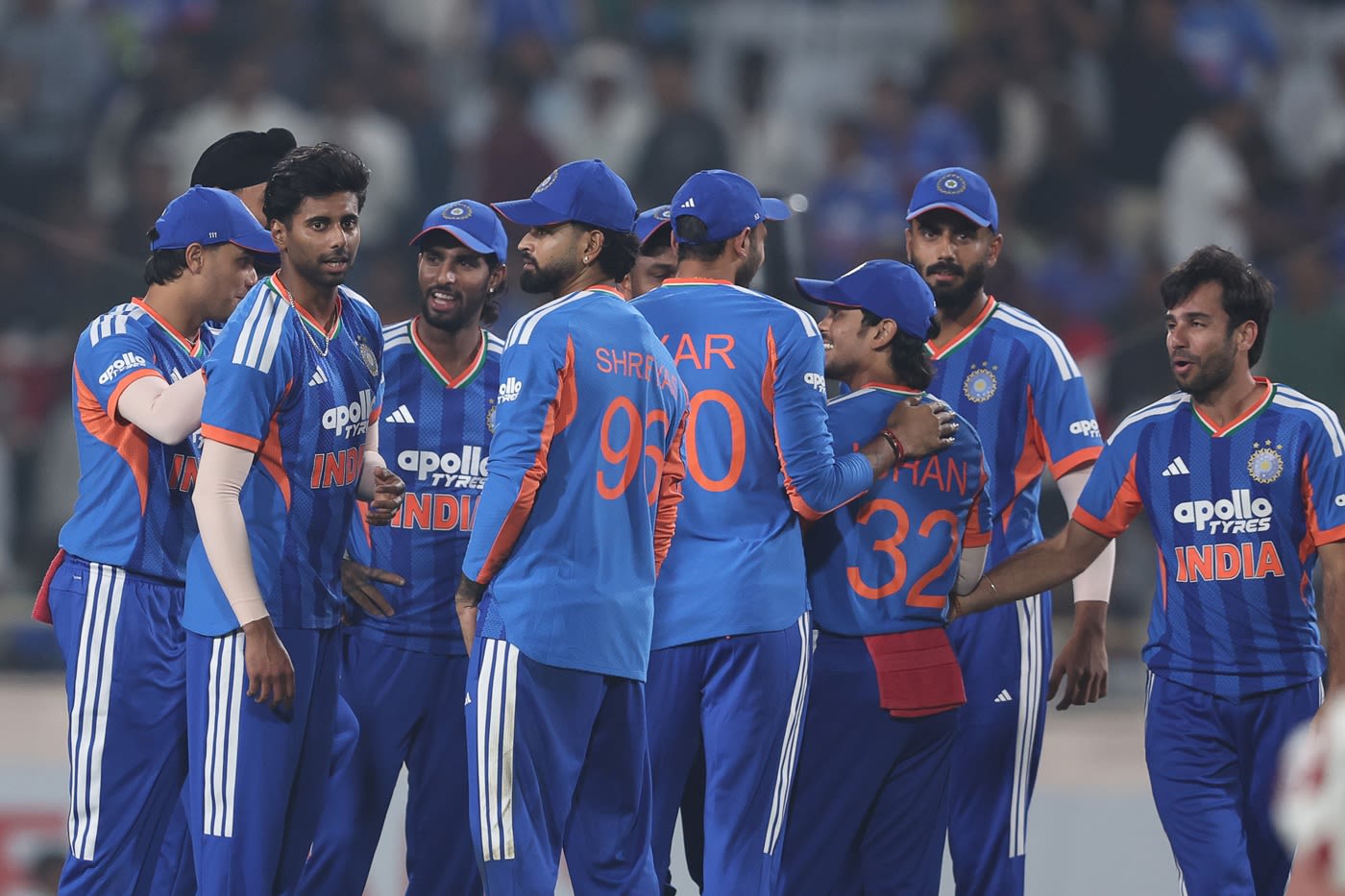 Mayank Yadav struck with his third ball, getting rid of Kamil Pooran