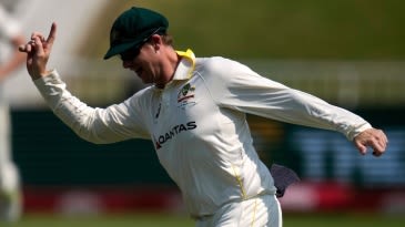 'Oh my god, Smudge' - Smith seizes the ball and the day for Australia