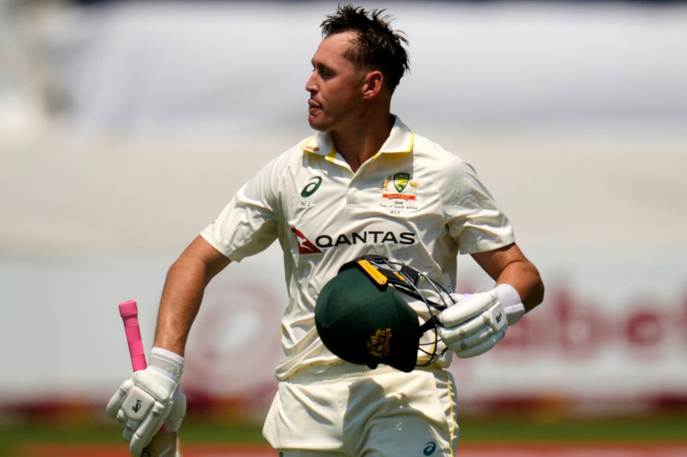 Marnus Labuschagne walks off frustrated after falling for 37