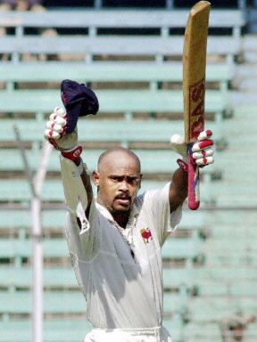 Kambli acknowledges his fine hundred