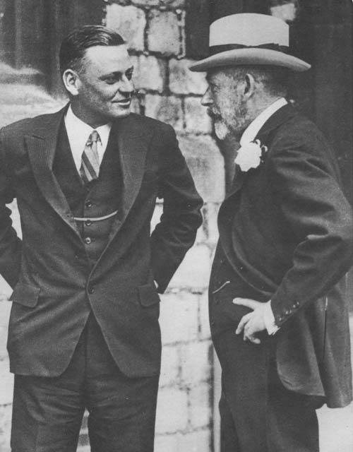 Bill Woodfull meets King George V