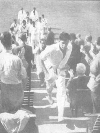 Fazal Mahmood walks to the steps at The Oval
