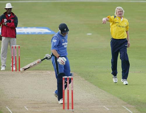 Matthew Hoggard celebrates dismissing Nicky Peng