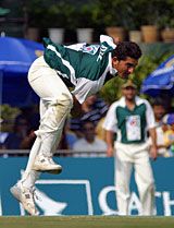 Nasir Jamshed and Umar Amin make SSGC toil