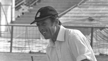 Eight new balls, Boycs' go-extra-slow, Gower's stand-in bat