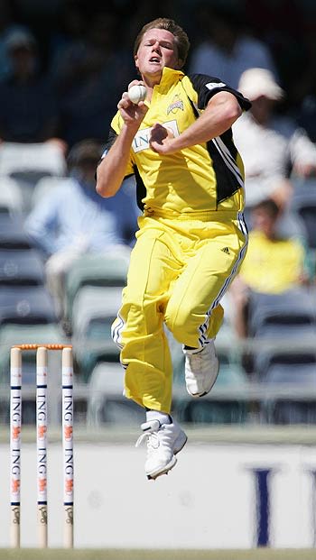 Brad Williams took 3 for 36 against Victoria