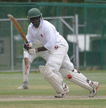 Kennedy Otieno on his way to 72