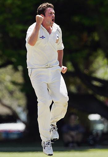 Matthew Petrie rocked the South Africans with 4 for 78