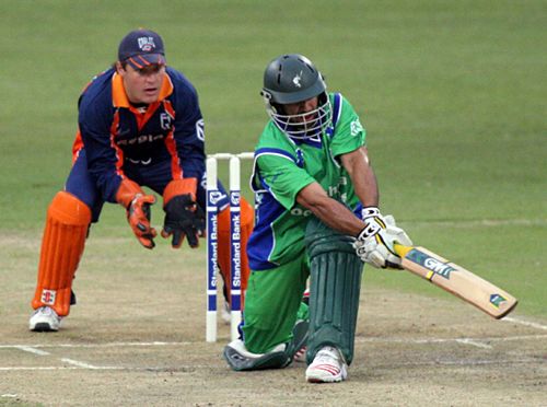 Ahmed Amla sweeps