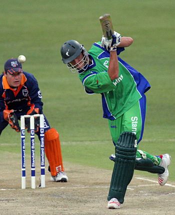 Duncan Brown smacks over the top