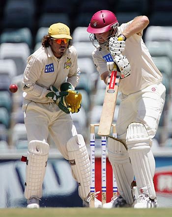 Martin Love's 106 was the highlight of Queensland's first innings 