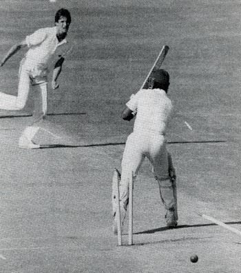 Neil Foster bowls Shivlal Yadav for 11