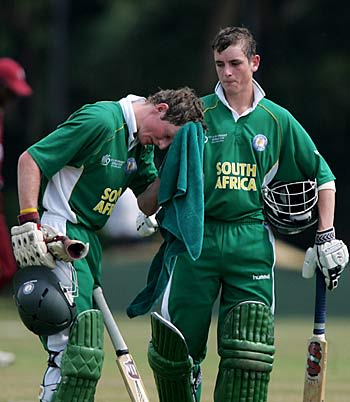 Jean Symes and Pieter Daneel take a breather