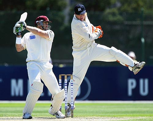 Matthew Hayden misses, Nathan Pilon collects