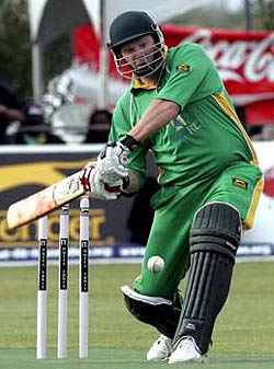 Steven Jack hammers a four on his way to 109