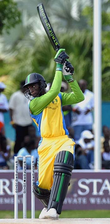 Miles Bascombe hits out on his way to 35