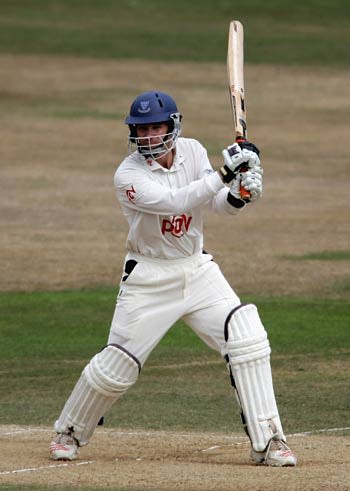 Richard Montgomerie builds on Sussex's lead