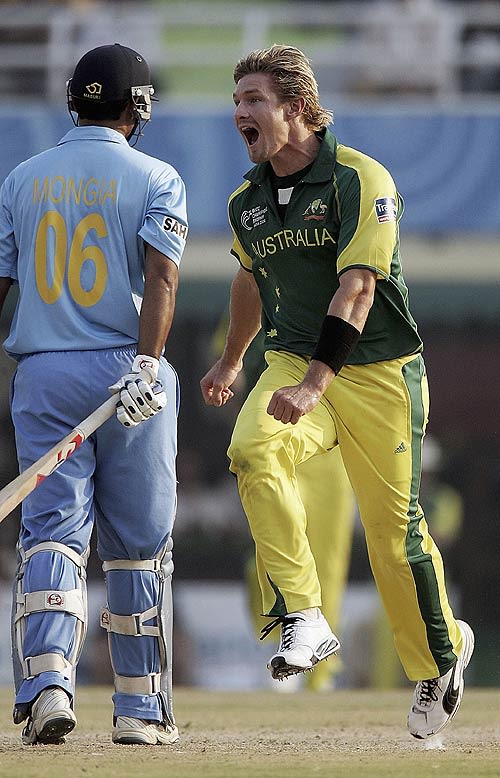 Shane Watson celebrates Dinesh Mongia's wicket