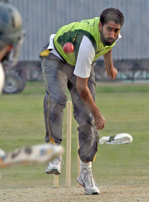 Shabbir Ahmed bowls during a Pakistan net session