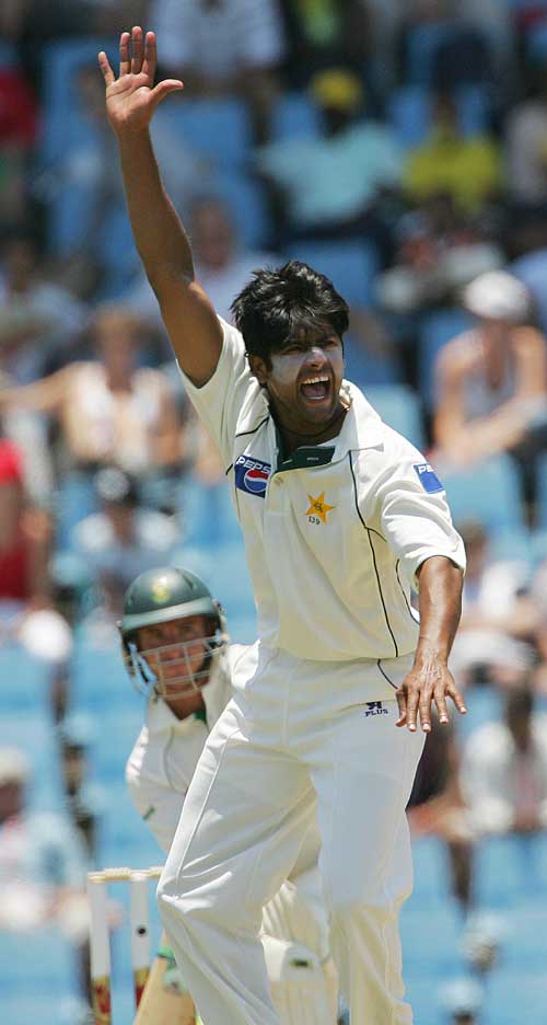 Shahid Nazir appeals against Herschelle Gibbs