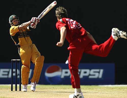 Shane Watson pulls over midwicket for four