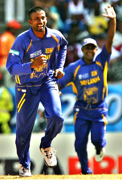 Russel Arnold applied the breaks to the rapid Australain start by removing Matthew Hayden