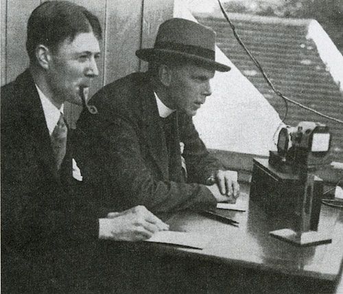 Frank Gillingham (right) broadcasting for the BBC in 1927