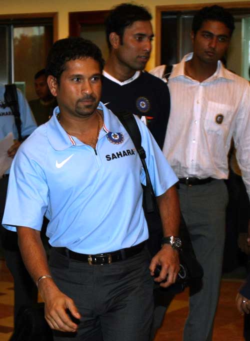 Sachin Tendulkar, VVS Laxman and VRV Singh join India's Test squad in Bangladesh