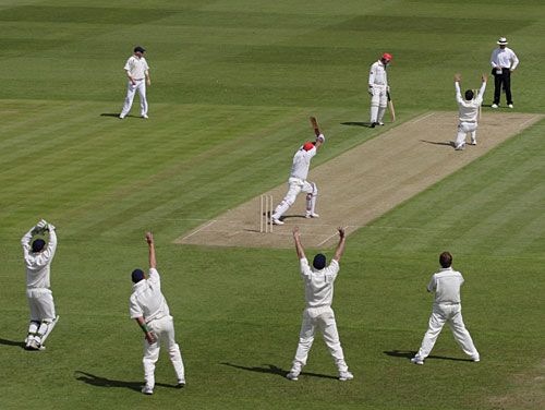 Thinus Fourie and the slip cordon all appeal ... in vain
