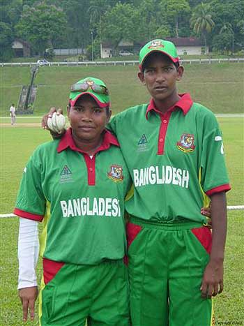Bangladesh women cricketers, Shamima Akhter and Panna Ghosh