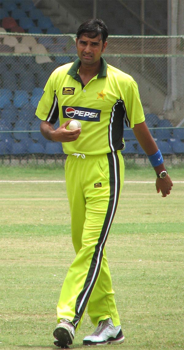 Najaf Shah with the ball at the training camp
