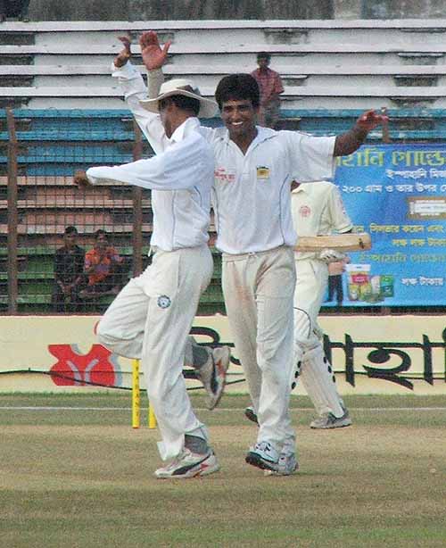 Tareq Aziz celebrates one of his four Rajshahi wickets