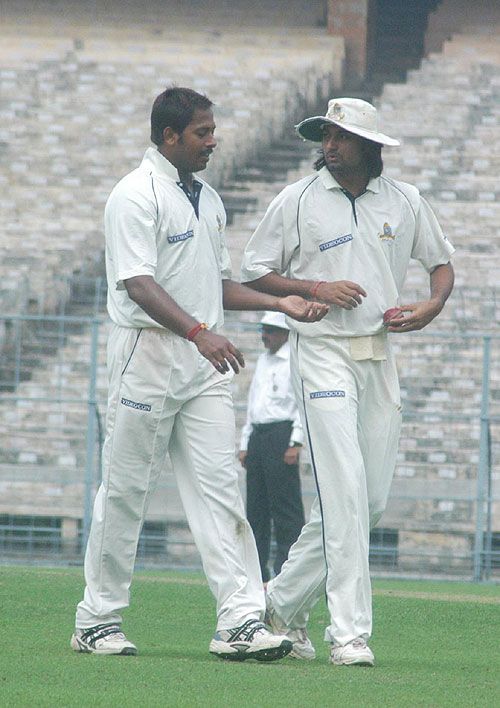Shib Shankar Paul and Ranadeb Bose share a word