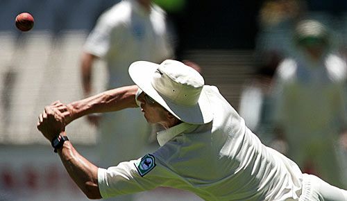 Michael Mason drops Jacques Kallis