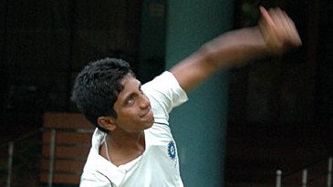 Spinners let Karnataka down