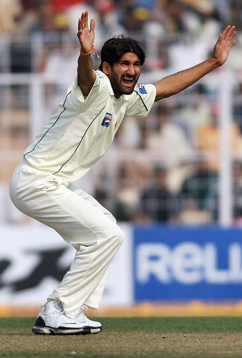 Cheema bowls PIA to innings win