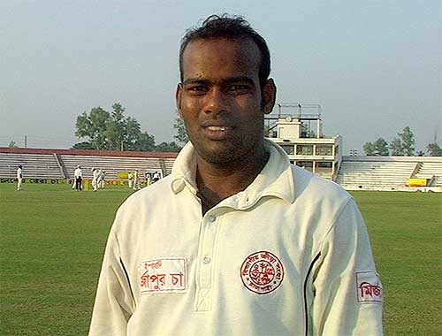 Alamgir Kabir was Rajshahi's man of the day after taking five wickets