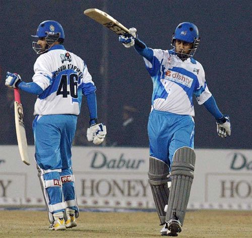 Monish Mishra signals his fifty