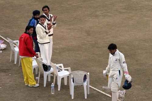 Shubhanshu Vijay is applauded by his Rajasthan team-mates after his 88