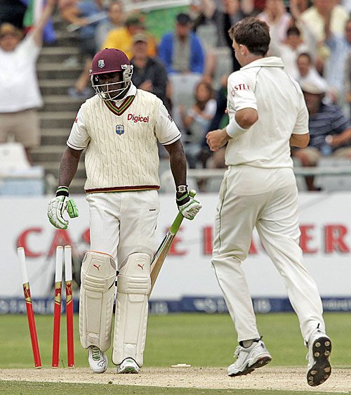 Dale Steyn cleans up Rawl Lewis