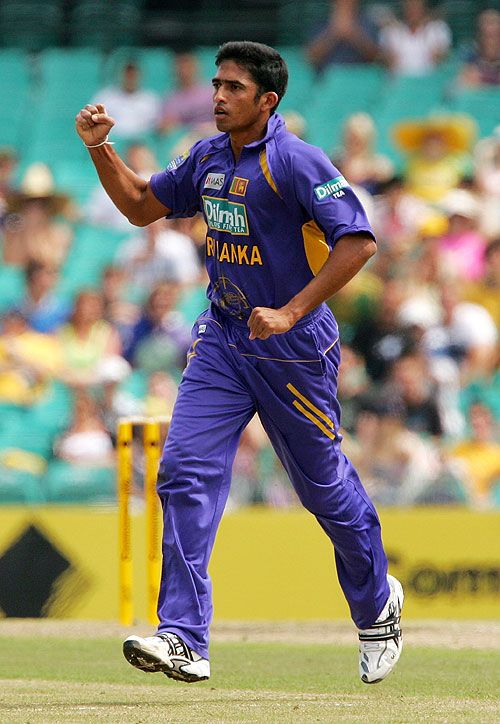 Ishara Amerasinghe picked up Matthew Hayden in a tidy spell