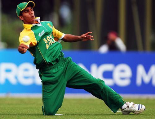 Obus Pienaar fires in a throw after a diving stop